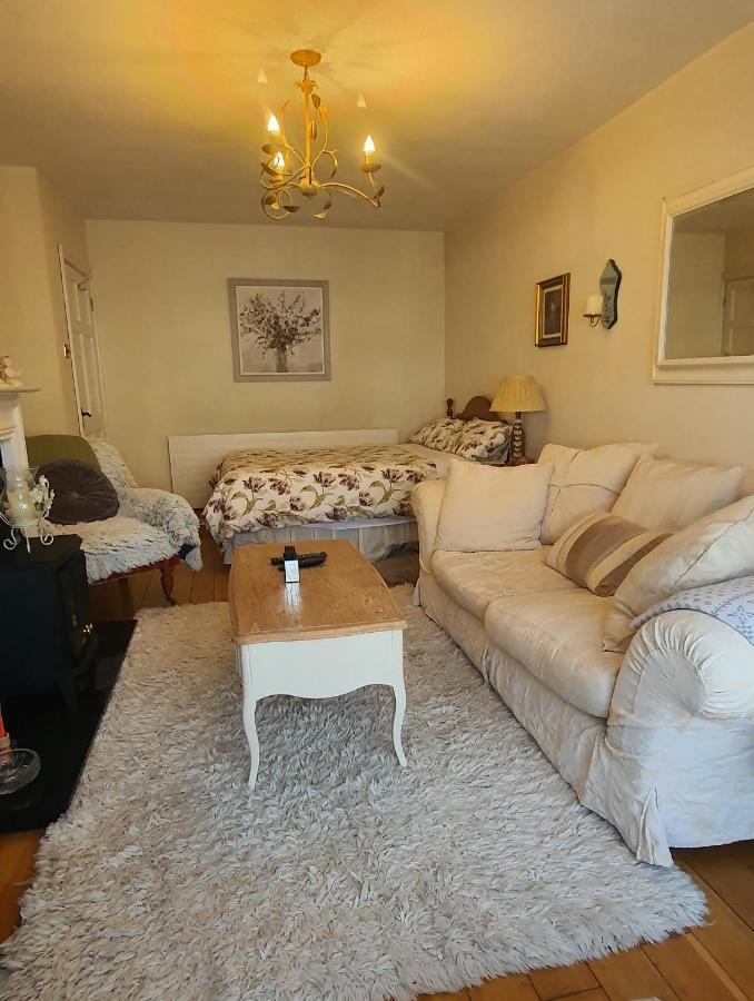 124 ,Castlelawn Heights, Headford Road Galway Homestay المظهر الخارجي الصورة