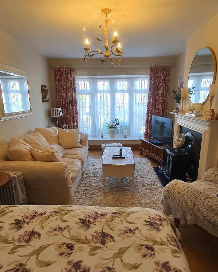 124 ,Castlelawn Heights, Headford Road Galway Homestay المظهر الخارجي الصورة